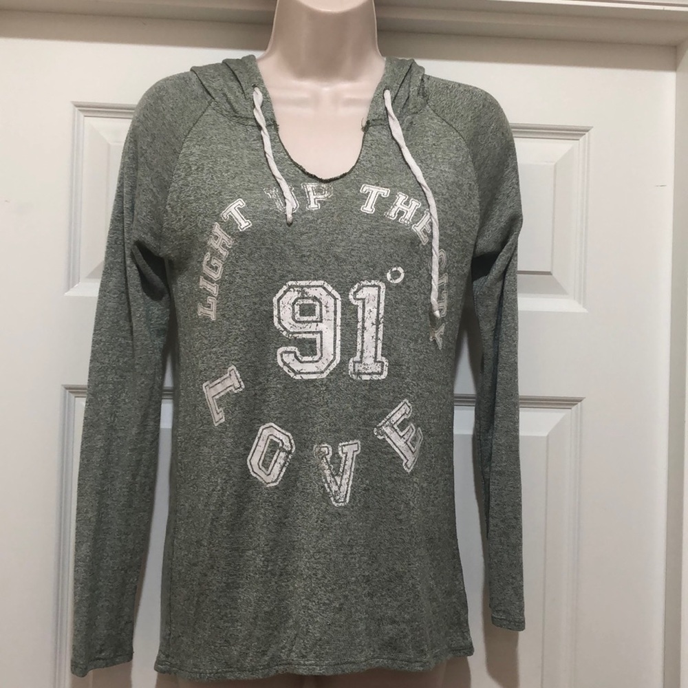 NWOT City Streets Lightweight Hoodie Size XS
